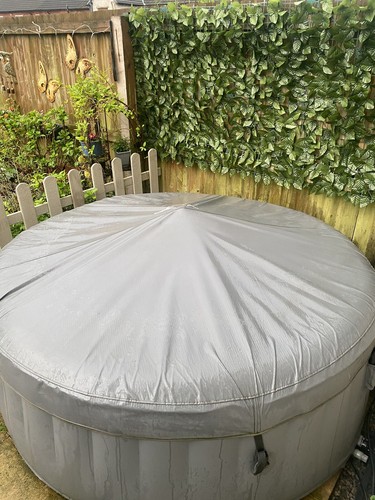 Hot tub cover - tub, post