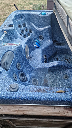Square blue hot - hot, tub