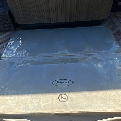 Jacuzzi rectangle hot - rectangle, tub