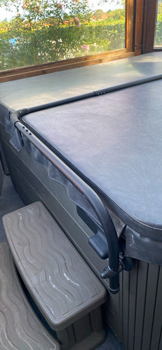 Grey rectangle hot tub - rectangle, cover
