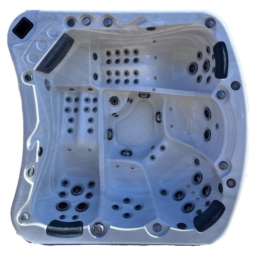 Pre loved bewell spa hot - spa, tub
